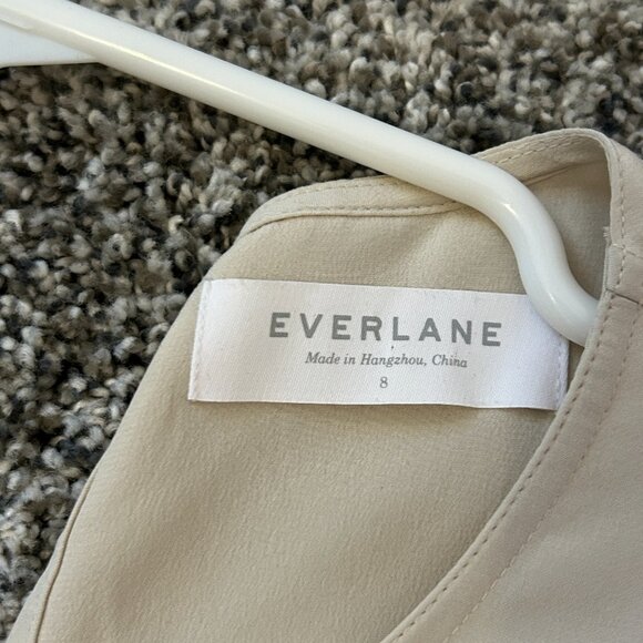 Everlane 100% silk ivory blouse, size 8 - Picture 4 of 5